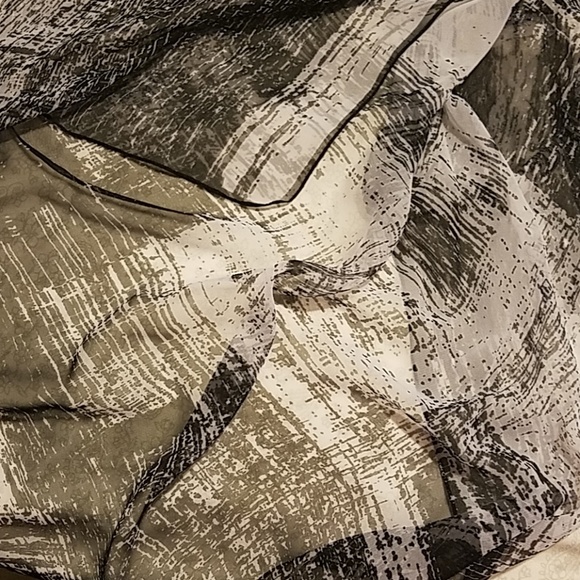 Large scarf - Picture 4 of 5